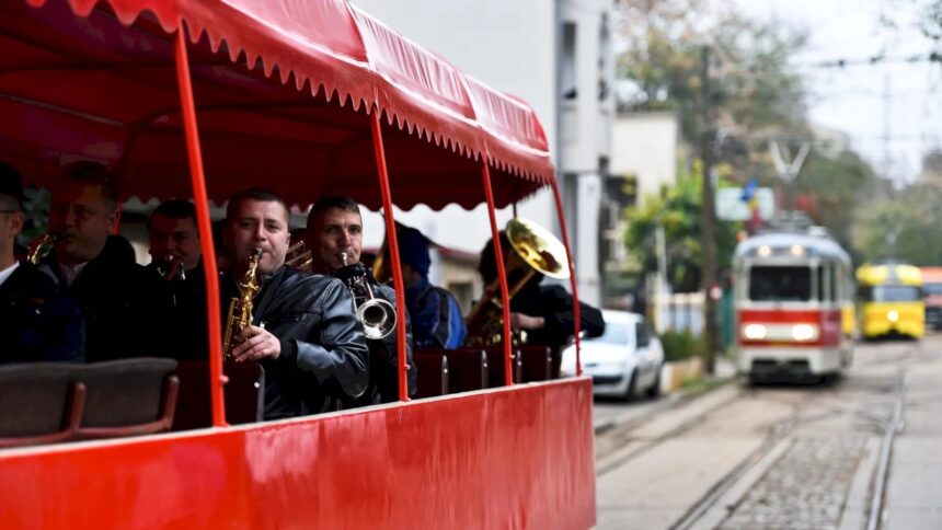 parada tramvaielor de ziua copilului stb scoate pe sine vagoanele de poveste duminica la depoul victoria 6a19acc86a88a