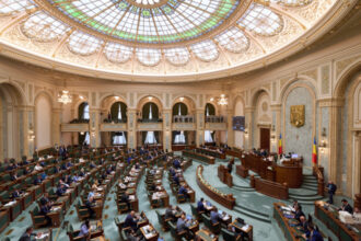 senatorii din comisia juridica au respins proiectul care vrea sa anuleze legile antifasciste 6a0c5fd059dfc
