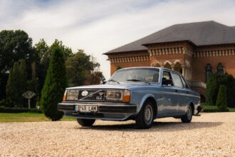 foto expozitia suedezele orasului e in acest weekend in bucuresti pe esplanada din piata amzei vor fi prezentate 20 de automobile istorice volvo si saab 6a1f391706ef3