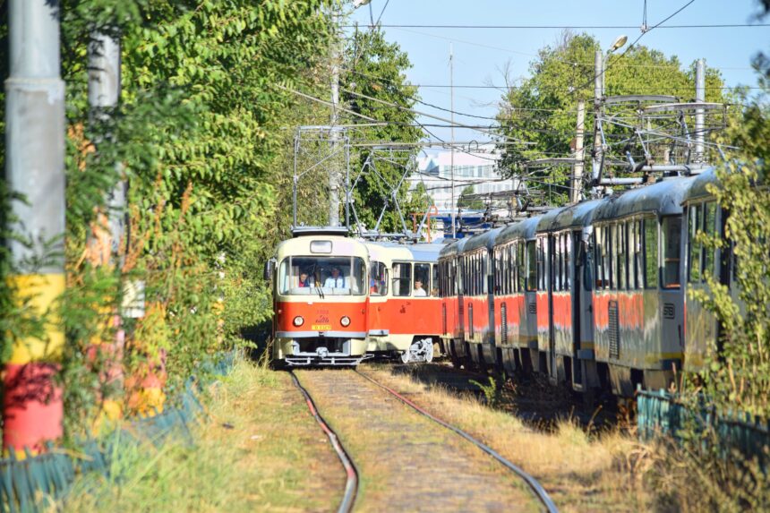 foto festivalul tatra programul retragerii unora dintre cele mai iubite tramvaie din bucuresti pe ce trasee vor circula pentru ultima data inainte de pensionare 6a393a1f4419a