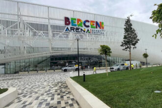 gheata de pe berceni arena si a luat concediu de vara patinoarul se deschide de la 1 iulie pentru iubitorii de role si patine cu rotile f09f9bbc 6a413f3464c60
