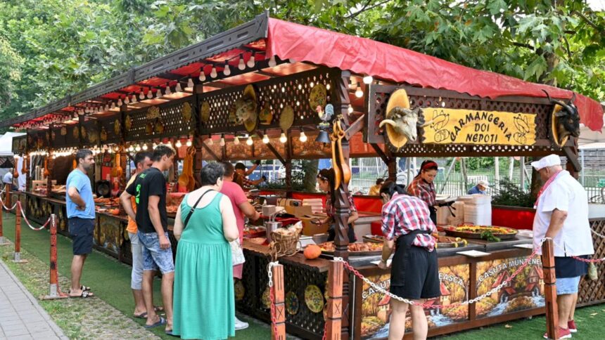 la placinte inainte e festivalul lor in parcul ior in acest weekend tarabele cu bunatati dulci si sarate vor fi aduse la biserica maramureseana 6a28228b1e4ff