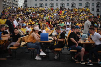 mondialele se joaca la ateneu e29abd ecran urias montat in piata george enescu pentru cm 2026 toate meciurile vor fi difuzate aici 6a2911d0b4114