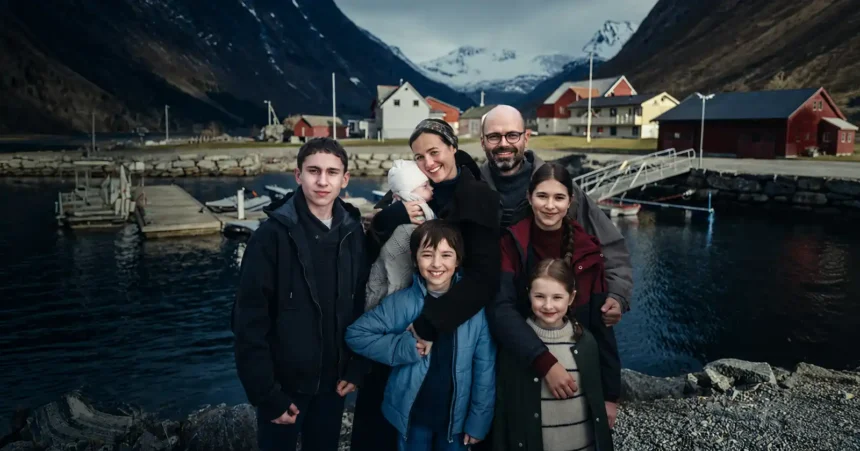 proiectie unica in cinematografele din toata tara avanpremiera nationala pentru fjord in regia lui cristian mungiu 6a1d84f2bbdd3