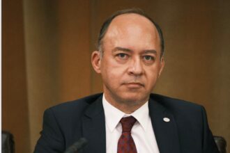 aurescu mesaj pentru absolventi avem nevoie de profesionisti nu de oameni preocupati de imagine 6a6105d7cc2c4