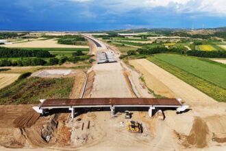 autostrada transilvania lotul biharia chiribis ar putea fi deschis cu cinci luni inainte de termen 6a54970873ada