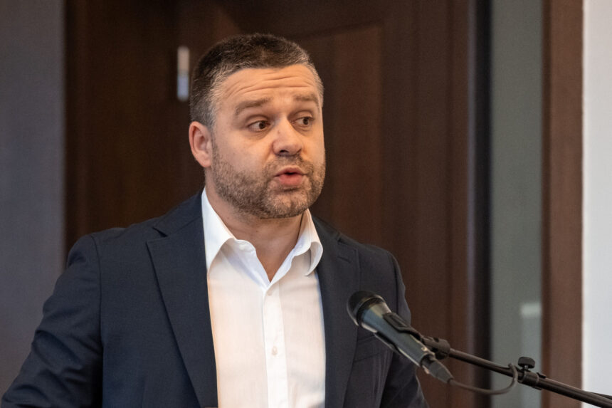 ciucu despre o fuziune pnl usr la alegerile din 2028 nu ar fi o idee buna se poate gandi un proiect politic foarte bun de modernizare a romaniei pentru 2028 cu reper pmp si forta dreptei 6a68de71d3560