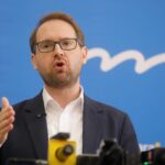 dominic fritz afirma ca soarta tarii nu depinde de legea salarizarii nu vine apocalipsa daca nu gasim un consens politic pentru o lege buna 6a6b98e1e44d5