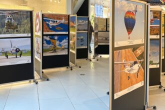 expozitia privind spre cer despre aviatia romaneasca revine la parklake bucurestenii pot admira fotografiile intre 20 si 26 iulie 6a58de2446786