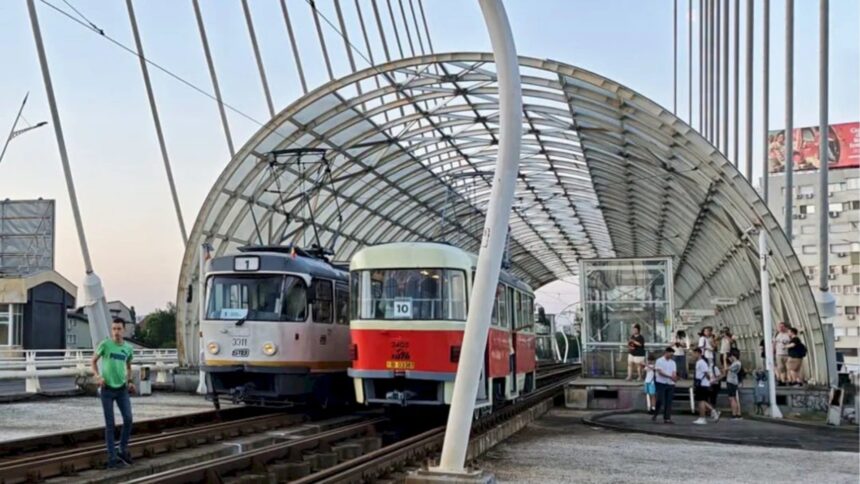 festivalul tatra continua si in acest weekend in bucuresti ca o ultima surpriza stb reintroduce sambata tramvaiele t4r pe linia 41 6a5602e48db4c