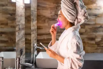 foreo lanseaza primul sistem sonic de albire dentara din lume 6a6885e2921ca
