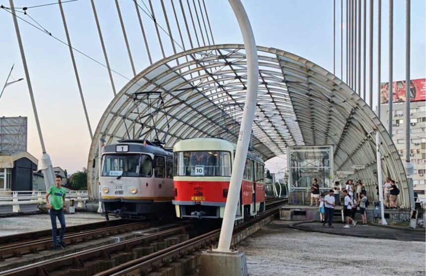 fotof09f9a8aprima zi de la festivalul tatra unde iubitele tramvaie fac ultimele calatorii drumurile continua si azi cand participantii vor avea parte de o surpriza 6a5351d1077f7