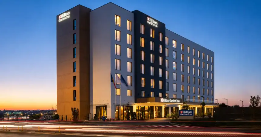 hilton garden inn deschide oficial primul hotel hilton la brasov una dintre cele mai cautate destinatii turistice si de business din romania 6a561ef4b62af