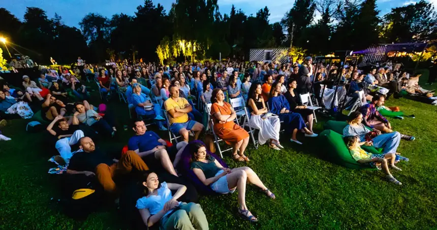 hoinari prin munti porneste in caravana nationala si ajunge in cinematografe din 11 septembrie 6a4614b9bd9ac