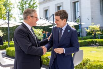 nicusor dan intalnirea cu premierul keir starmer la summitul nato continua colaborarea indeaproape 6a4e205874139