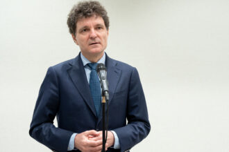 presedintele nicusor dan n a mai desemnat de 29 de zile niciun candidat pentru functia de premier ce spun juristii si deciziile ccr 6a5f4f908acbb