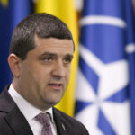 radu miruta intalnire cu conducerea tarom pentru salvarea companiei daca planul nu demonstreaza viabilitate banii trebuie restituiti 6a6c79d57c1d0