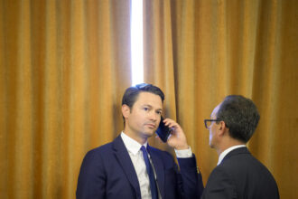 robert sighiartau despre legea salarizarii nu poti sa le spui oamenilor ca de la anul vine mos craciun cand nu ai de unde 6a69b869b89e9