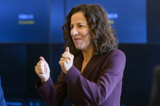roxana minzatu participa la reuniunea unesco privind viitorul educatiei globale 6a50f94046c88