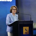 scandalul pe tva de 9 la cumpararea unei locuinte nicoleta pauliuc ii face reprosuri lui ilie bolojan 6a5f5b487d451