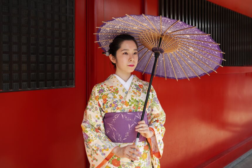 seri japoneze la bucuresti kimono sub stele aflam povestea vestimantatiei traditionale nipone plus o demonstratie de kitsuke 6a4517a63ea41