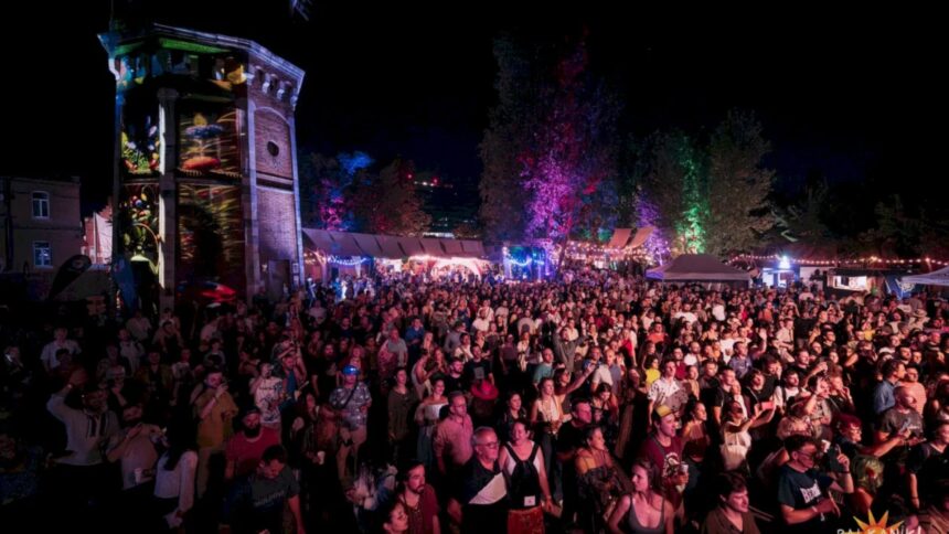 zdob si zdub ladaniva baba zula si alti artisti internationali vin la balkanik festival in parcul tei petrecerea e in toi in parcul tei in ultimele zile ale verii 6a4fcdce8db79
