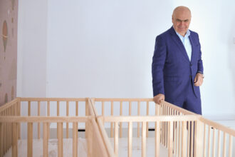 bolojan s a intors la caminele studentiei sale din timisoara eram patru in camera dusurile erau la capatul holului lucrurile au evoluat foarte mult 6a82f1ad770b6