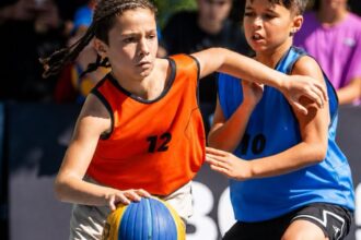 competitia de baschet back 2 hoops e weekendul viitor in parcul nicolae iorga micii sportivi pot participa in urma completarii unui formular 6a8d779479efa