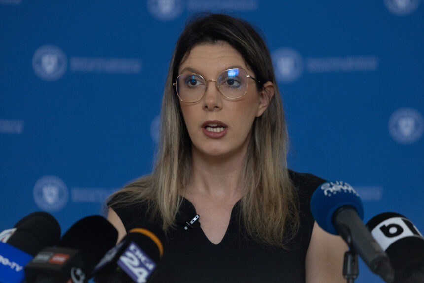 directorul garzii forestiere bucuresti scos in catuse si destituit revine in functie buzoianu mi se pare revoltator 6a86cebd09c85