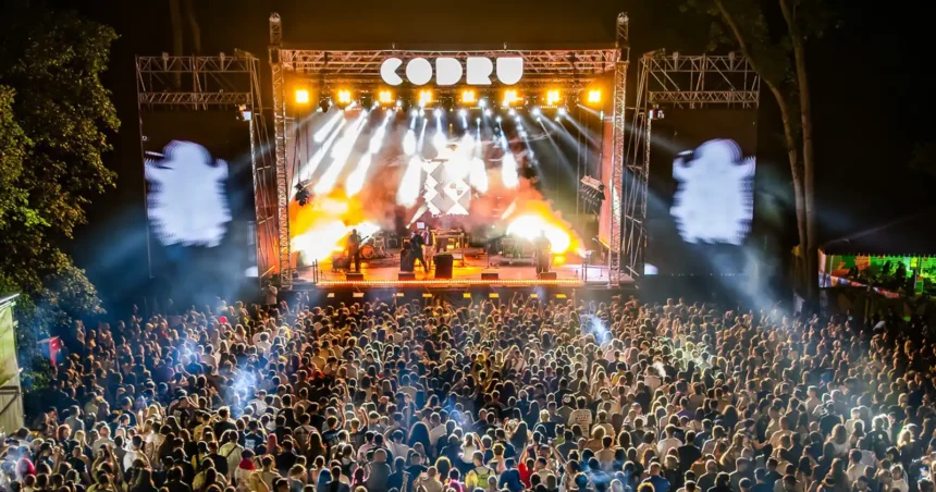 line up ul complet al codru6 este aici ultimul weekend din vara aduce gipsy kings s a r s subcarpati si o imensa galerie de arta in padurea verde din timisoara 6a87f8e0172ad
