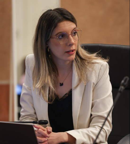 ministra mediului 2 7 milioane de lei au investit romsilva si directia silvica prahova in sediul lor care a iesit mai mult cabana decat sediu administrativ 6a8ea2a4e7ed5