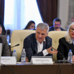 un lider psd solicita demiterea consilierul lui mugur isarescu un imbuibat care cumuleaza pensia cu salariul urias 6a8c7bdccfe2f