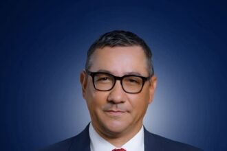 video victor ponta ironie fina la adresa lui traian basescu as bea cu el o bere 6a81633d1d9e4