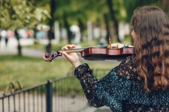 sound district floreasca aduce in weekend recitaluri ateliere statui vivante si alte surprize pe strazile din cartier si in parcul verdi programul complet 6aa1305d52708